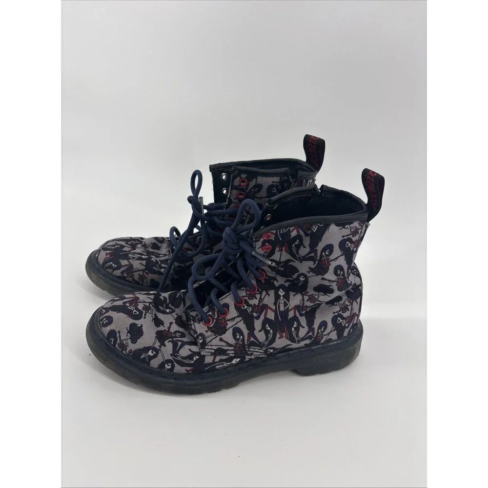 D3800 (without box)  DR. MARTENS Adventure Time cartoon boot shoe kids size 3